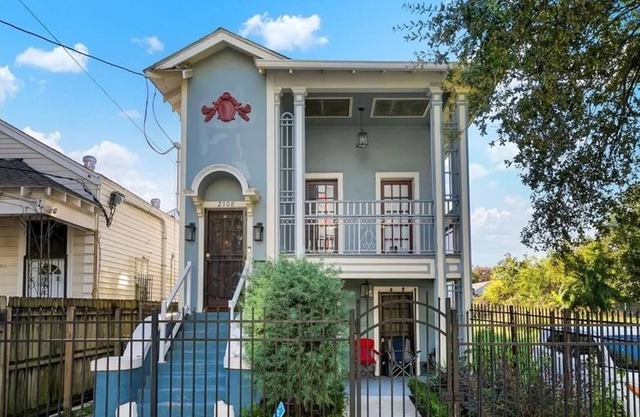 Spacious 4BR Retreat · Comfort & Style Unit 2