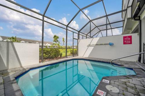 Spacious 5BR Resort - Private Pool - Near Disney!
