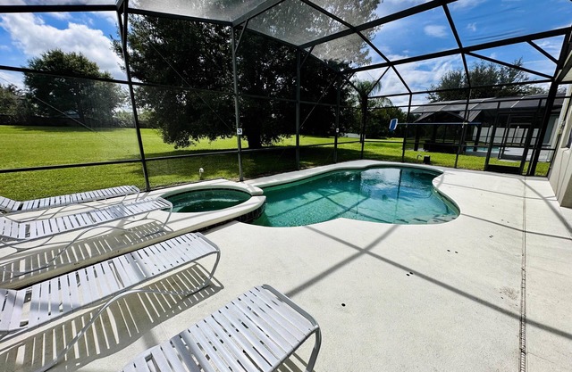 Spacious and accommodating, with private pool, and easy access to Disney!