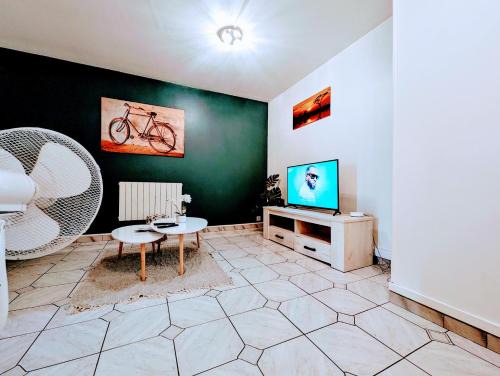 Spacious and comfortable apart with terrace in downtown