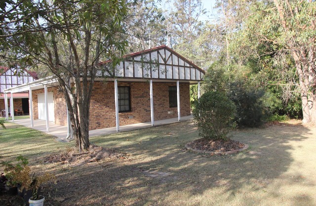 Spacious and comfortable: Gateway to Queensland's Sunshine Coast and Hinterland.