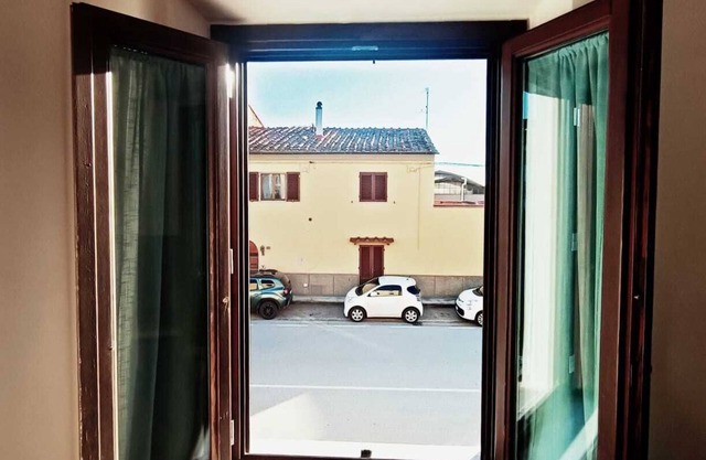 SPACIOUS APARTMENT ON THE OUTSKIRTS OF PISA