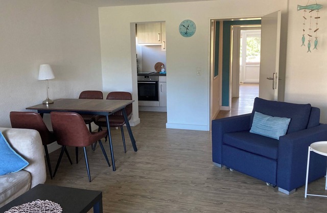 Spacious beach apartment in a quiet location with pool and sauna