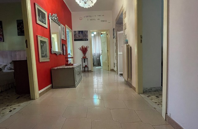 Spacious, bright, quiet and a stone's throw from the Scauri waterfront.