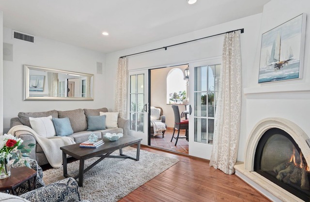 Spacious Condo in Luxury Downtown Complex