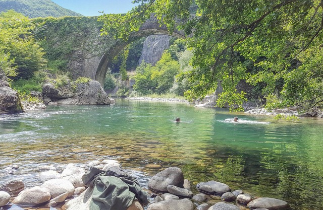 Spacious cottage in the middle of nature.