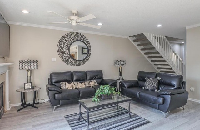Spacious Cozy Condo! Perfect for longer stays