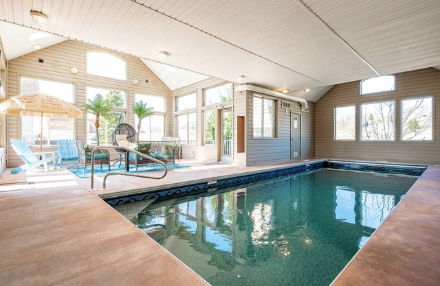 Spacious Dog Friendly Retreat w/Indoor Pool & Lake Access