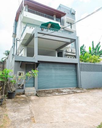 Spacious Eco House Malabe