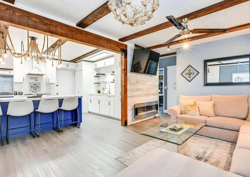 Spacious Family Getaway with Grill Firepit and Patio