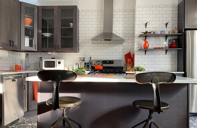Spacious Greenpoint abode w/ chef’s kitchen
