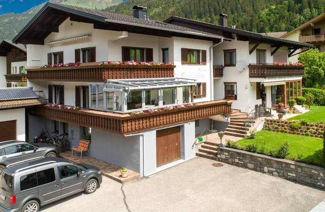 Spacious holiday apartment in central location in Montafon