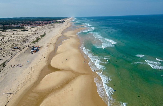 Spacious Home in Parentis-en-Born, 15 Guests, near Center - Garden & Cleaning Included