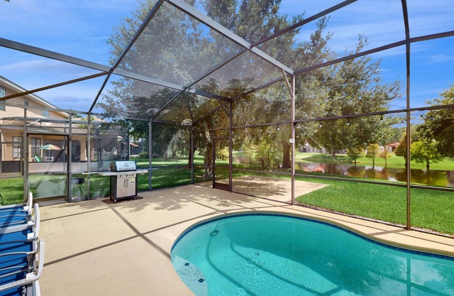 Spacious home w/private pool, WiFi, central AC, private WD and games room
