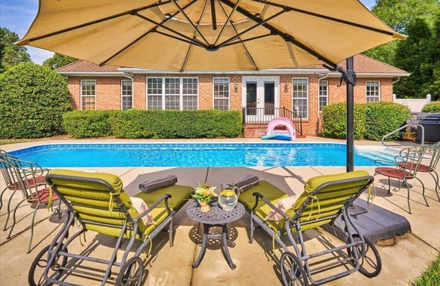 Spacious Home with Private Pool in Pinehurst