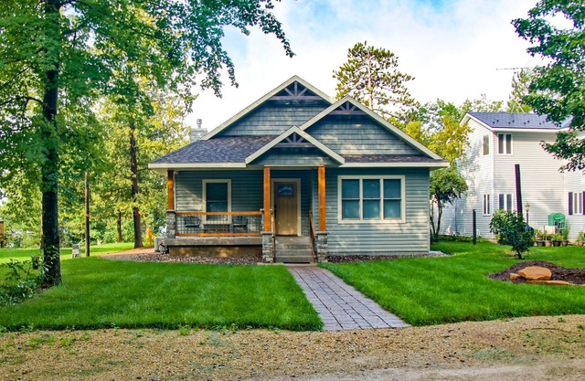 Spacious Lakefront Home | 4BR/3.5BA, Sleeps 12