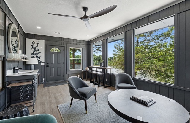 Spacious Lakeview 4BR Home | Hot Tub, Grill, Patio #LW