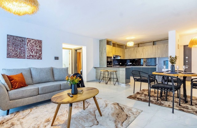 Spacious Loft in Lavington With Pool + Gym & Playground