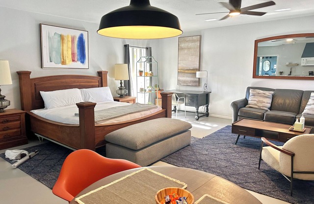 Spacious OKC Studio | 11 Mins to OKC State Fair | 30+ Day Stays