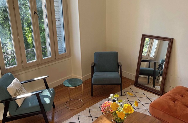 Spacious riverside getaway