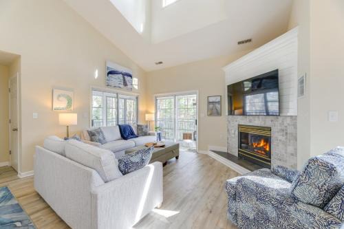 Spacious Sea Colony Condo with Pool Access!