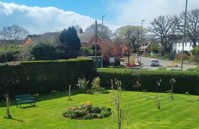 Spacious self contained flat in superb location