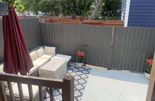 Spacious three floor home, walking distance from the Bengals stadium.
