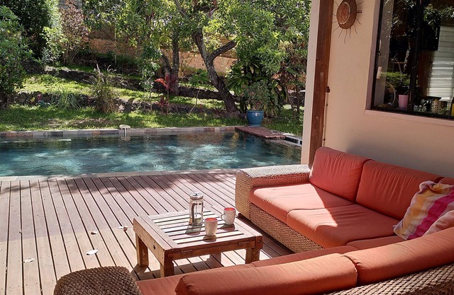 Spacious villa, heated pool not overlooked, Creole garden