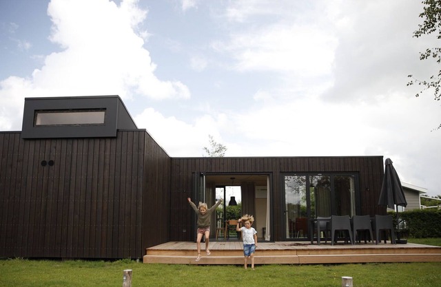 Spaciously furnished house, located in a holiday park near the beach