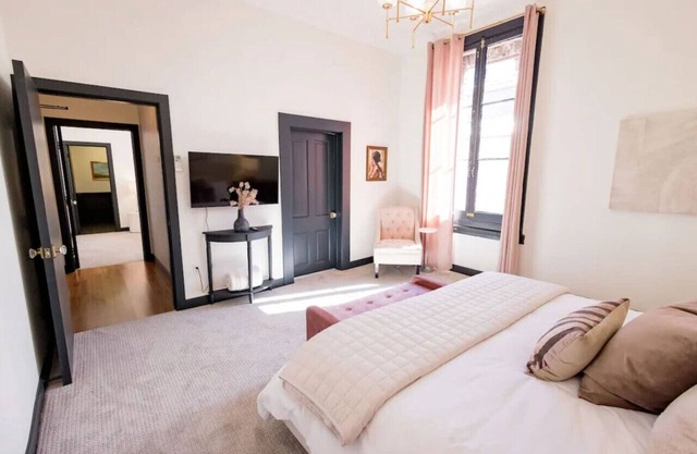 Speakeasy Double Room (Rm 5)