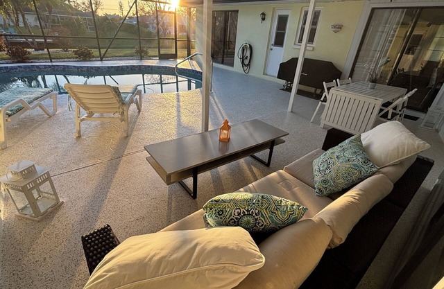 SPECIAL DEAL 125 night for April 2026 “ Peaceful “ retreat near the golf.