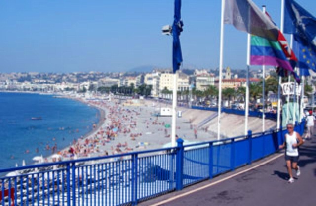 SPECIAL RATE FOR END OF YEAR! Stylish Provence Villa! :