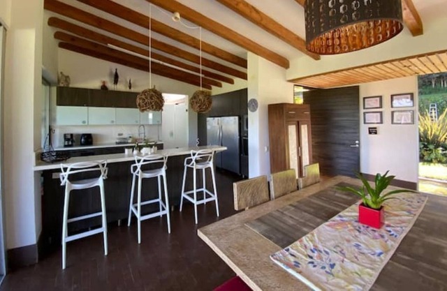 Spectacular farmhouse in Llanogrande : Zaragoza