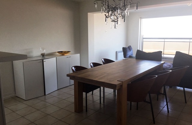 SPECTACULAR SEAVIEW NEAR BRUGES - SPACIOUS APARTMENT 3 BEDROOMS 2 TERRACES