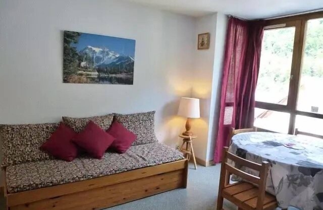 Squirrels Residence - Studio with covered parking near the center of Barèges