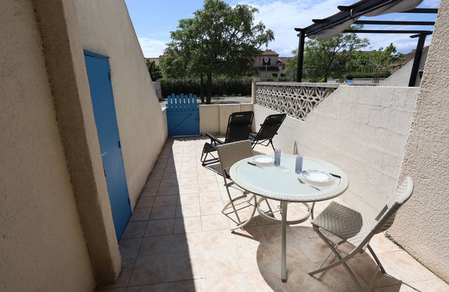 St Cyprien bright apartment with large terrace