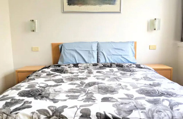 St Kilda Queen Studio Free Parking Wifi
