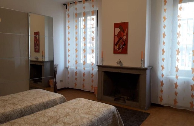 Stanza in appartamento condiviso nel centro storico di Parma