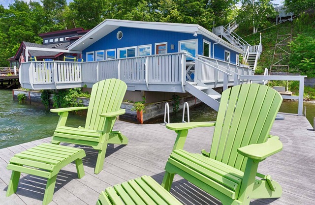 Star Cove: Luxury Couples Retreat!