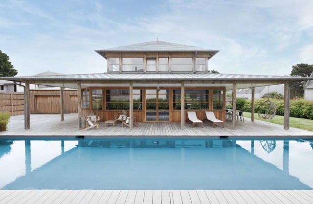 Starck House 50 m from the beach