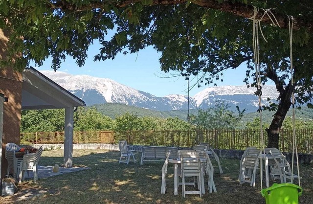 Stay in comfortable farmhouse nestled in the nature of Maiella Park