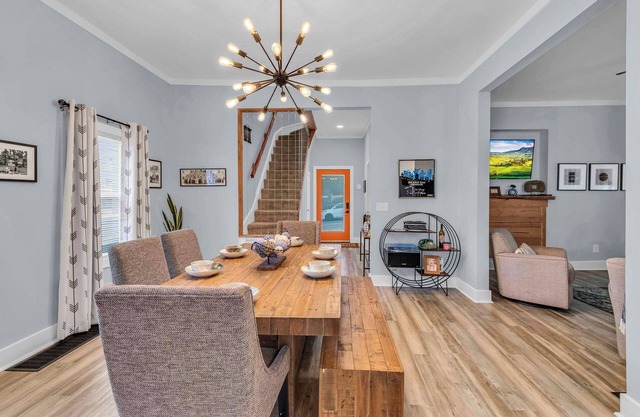 Stay Near It All - Stadiums, Downtown KC, Hospitals, Union Station, and more!