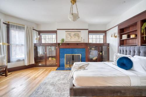 Stay Portland - 1910 Historic Jessie Morehead House - 98 WalkScore
