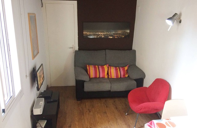 StayRambla - In the Heart of Barcelona, two blocks away from the Ramblas