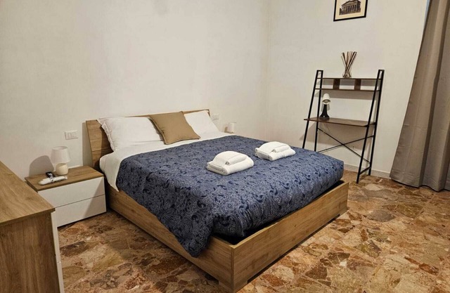 Stendardi's House - Stanza 2 Bagno Esterno