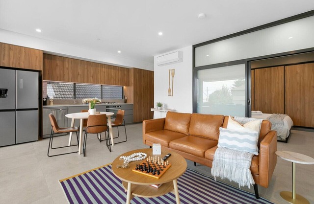 Steps from the shore: Coogee Beachside Sanctuary 4