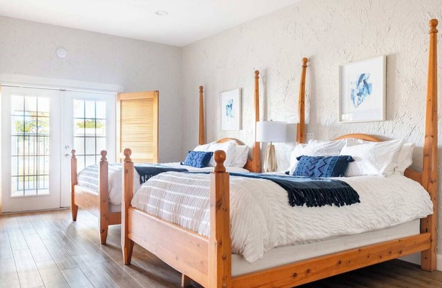 Steps to Pool, Pickleball & Spa - Spa Oasis
