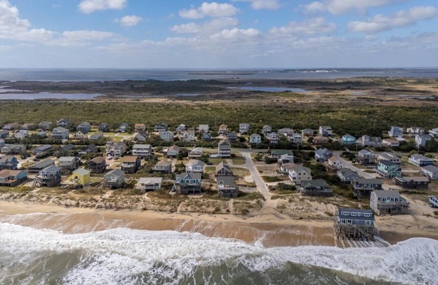 Steps to the Beach, Updated, Gorgeous, Views, Elevator, Pool, SN1020