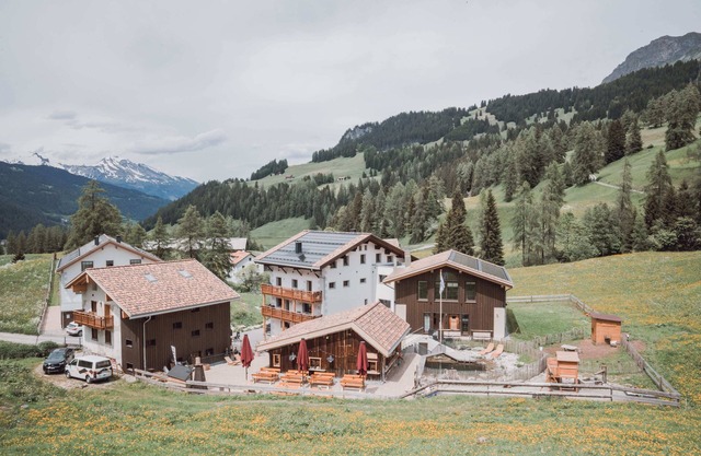 stettli resort - high-quality apartment «capricorn» for up to 14 guests