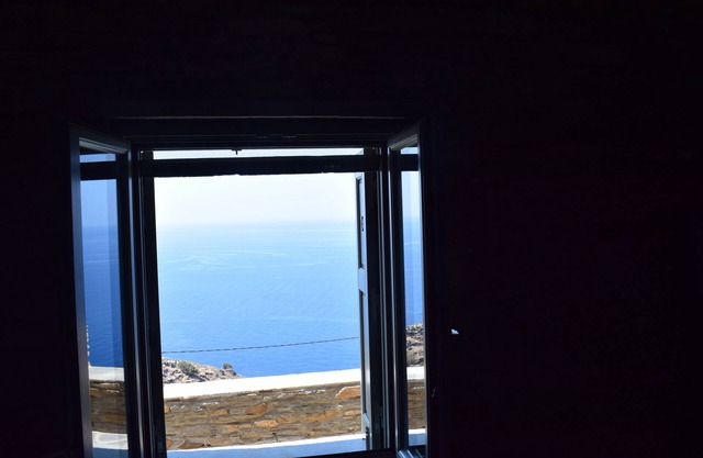 Stone House with sea viewù